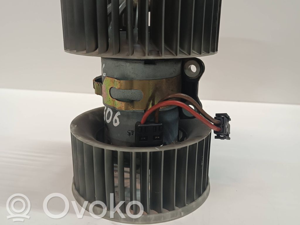 Mazā radiatora ventilators   6506