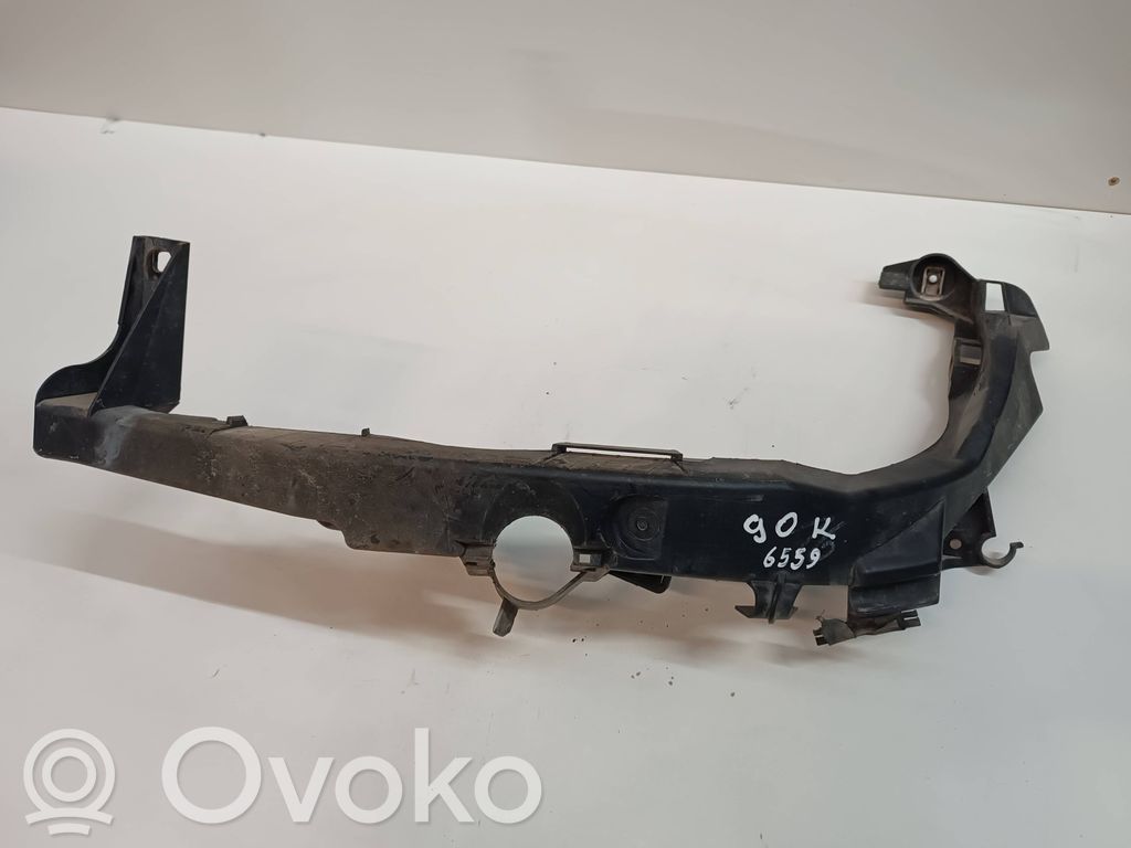 BMW 3 E90 E91 Priekinio žibinto laikiklis 