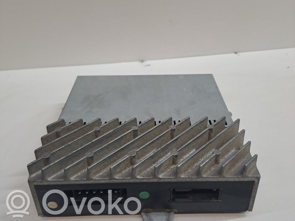 BMW 5 E39 Sound amplifier 