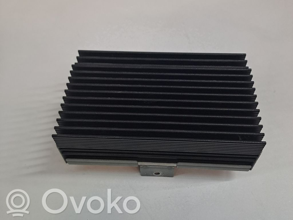 BMW X5 E70 Sound amplifier 