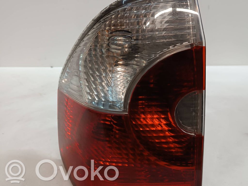 BMW X3 E83 Galinis žibintas kėbule 