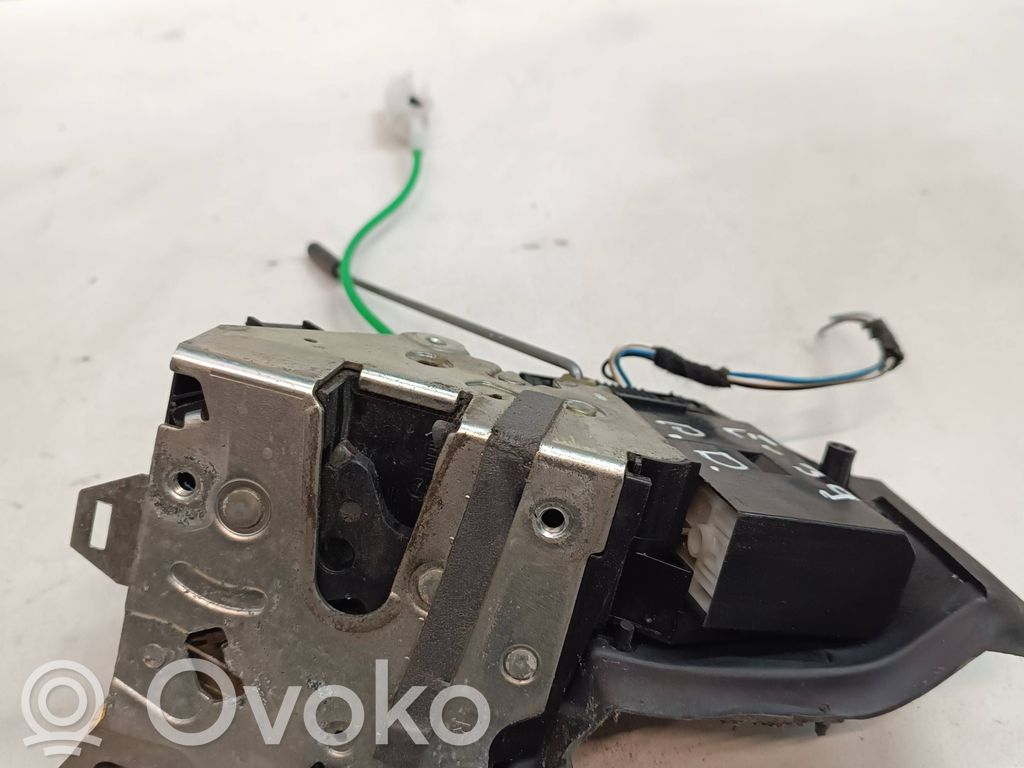 BMW 5 E39 Front door lock 