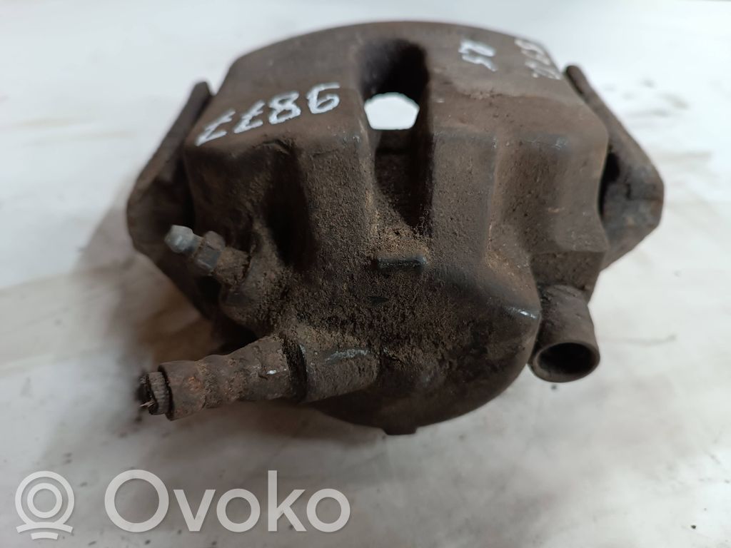 BMW 5 E39 Front brake caliper 