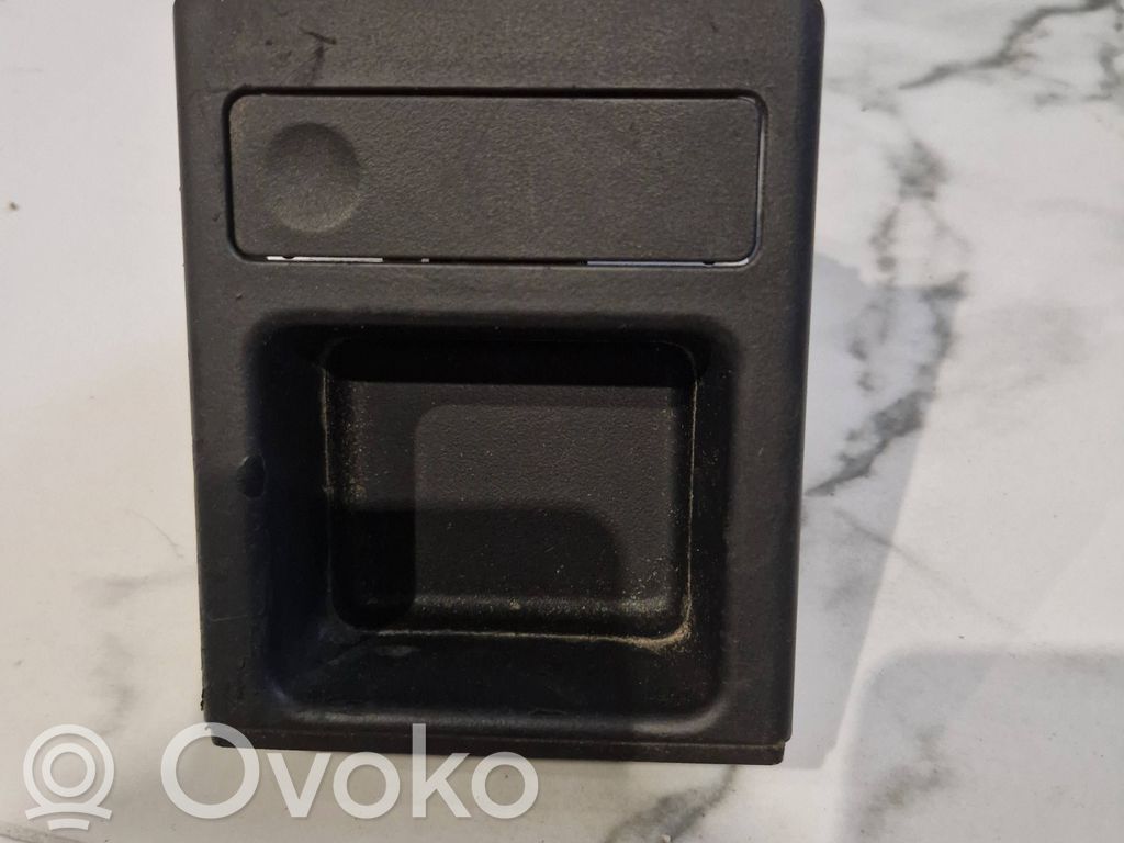 BMW 3 E46 Otros repuestos del interior 