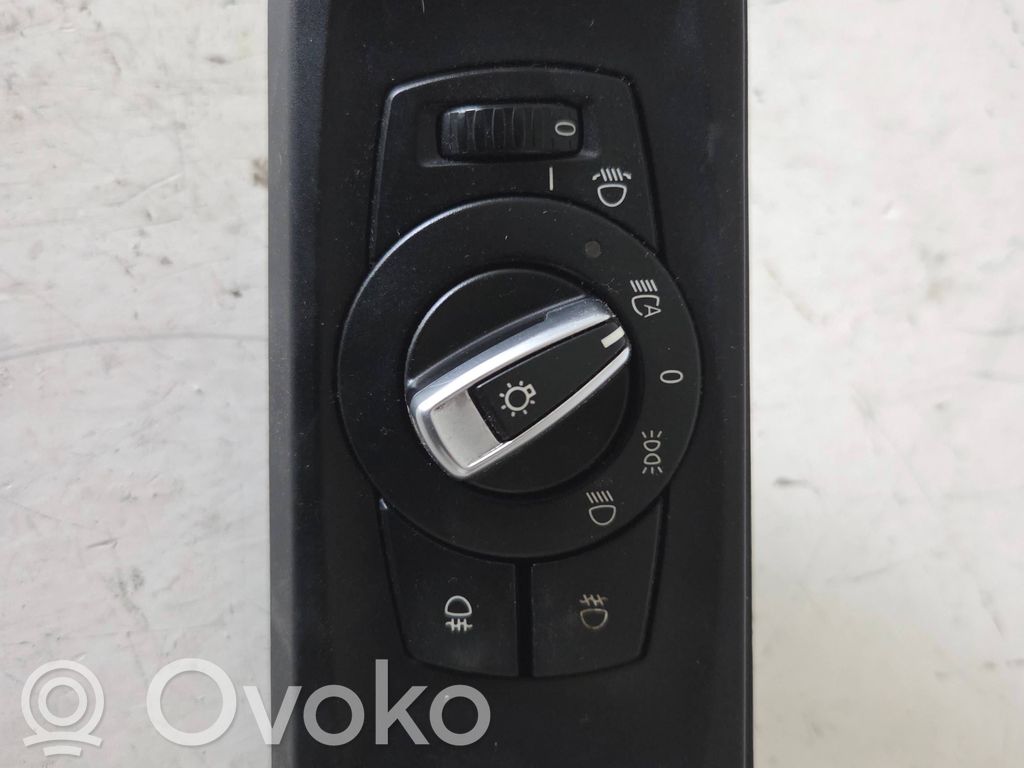 Light switch   9169406,33600111