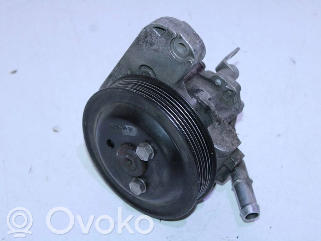 BMW 3 E90 E91 Power steering pump 