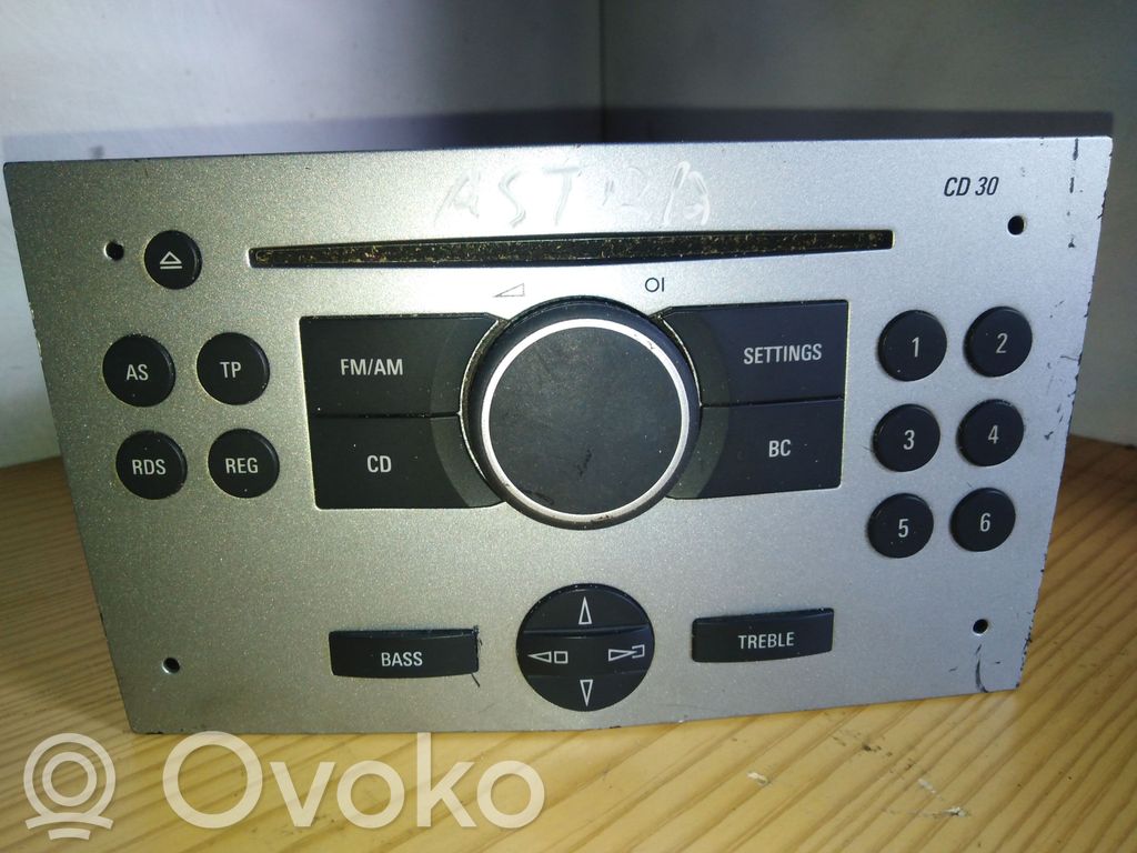 Opel Astra H Radio/CD/DVD/GPS head unit 