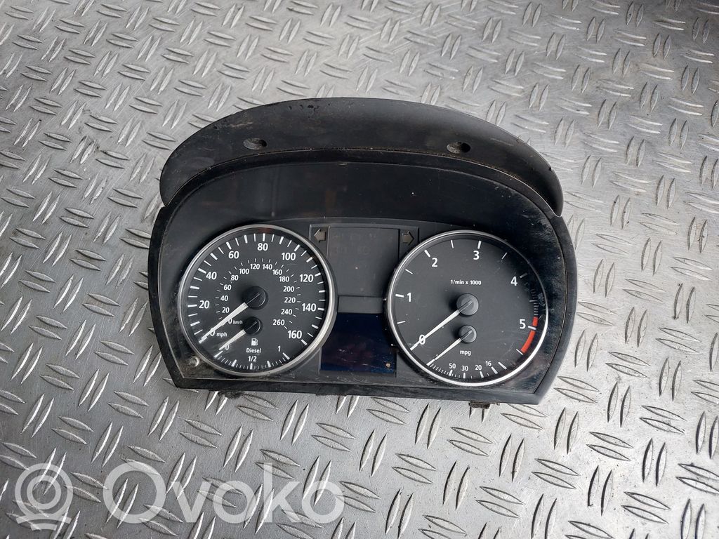 BMW 3 E90 E91 Nopeusmittari (mittaristo) 
