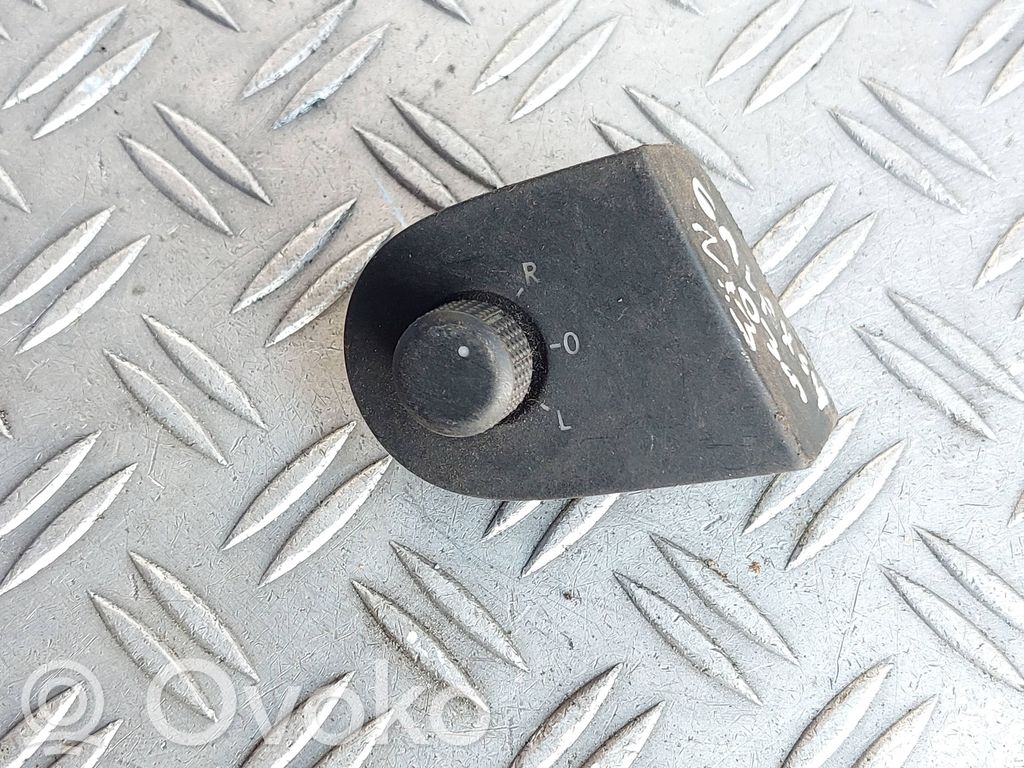Ford Galaxy Wing mirror switch 
