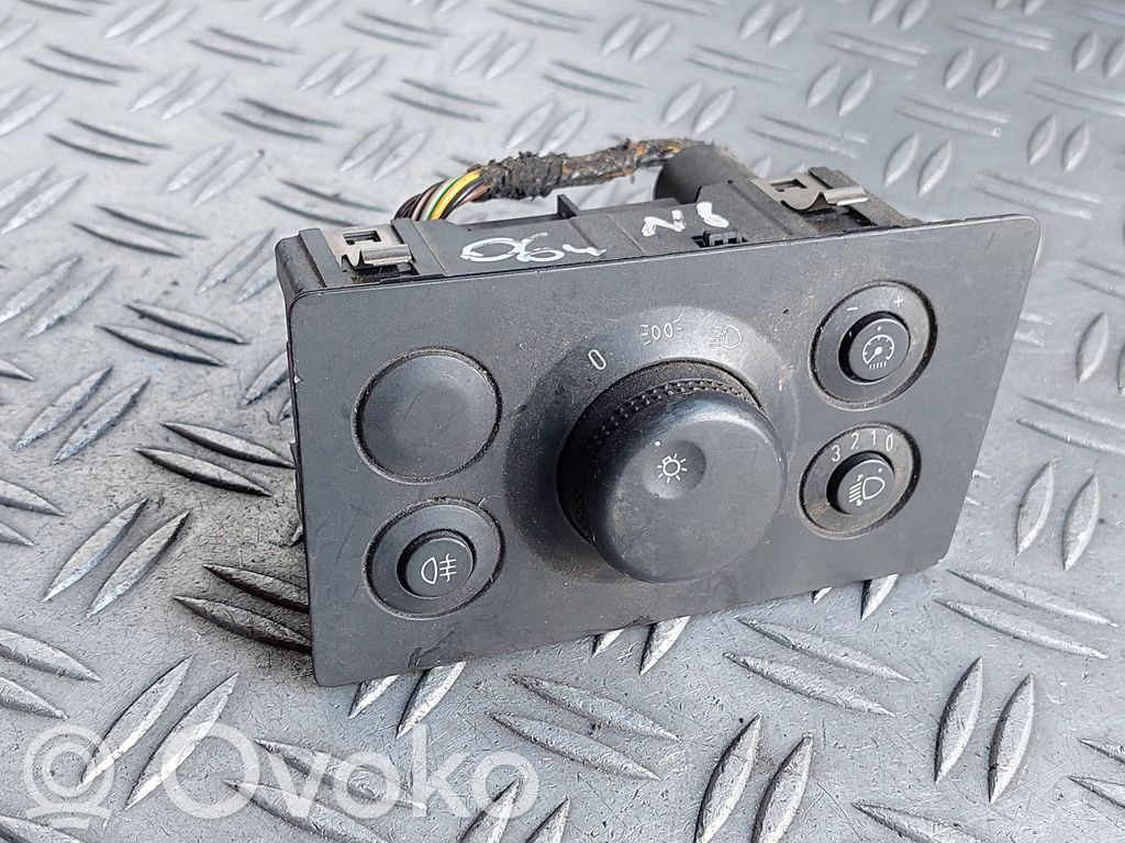 Opel Zafira B Light switch 