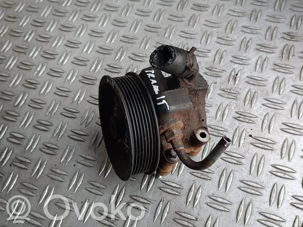 Ohjaustehostimen pumppu   1C1E3A733AC