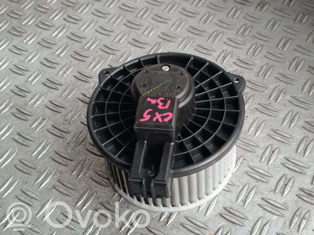 Mazda CX-5 Mazā radiatora ventilators 