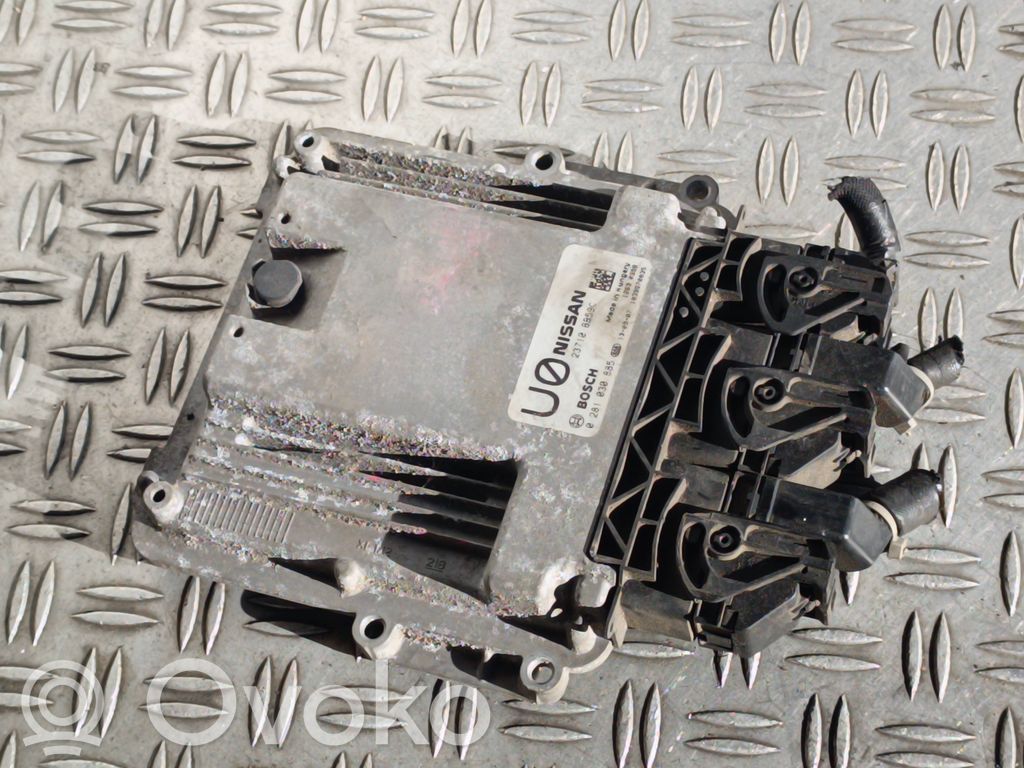 Nissan Qashqai+2 Engine control unit/module 
