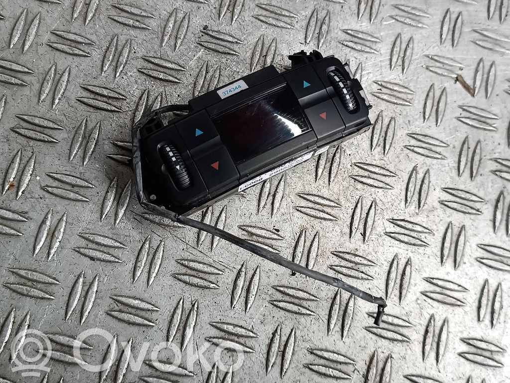 Mercedes-Benz CLS C219 Climate control unit 