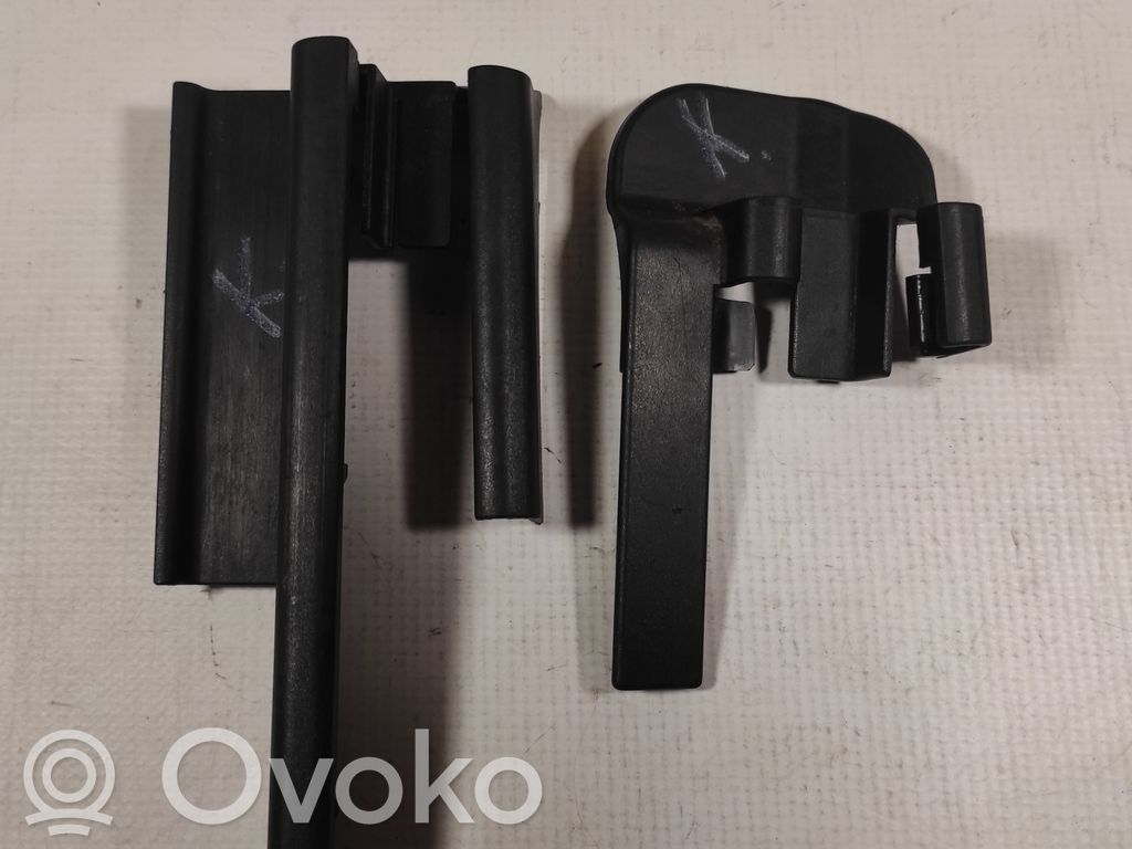 Front driver seat rail trim   7007695,60829010,52107007