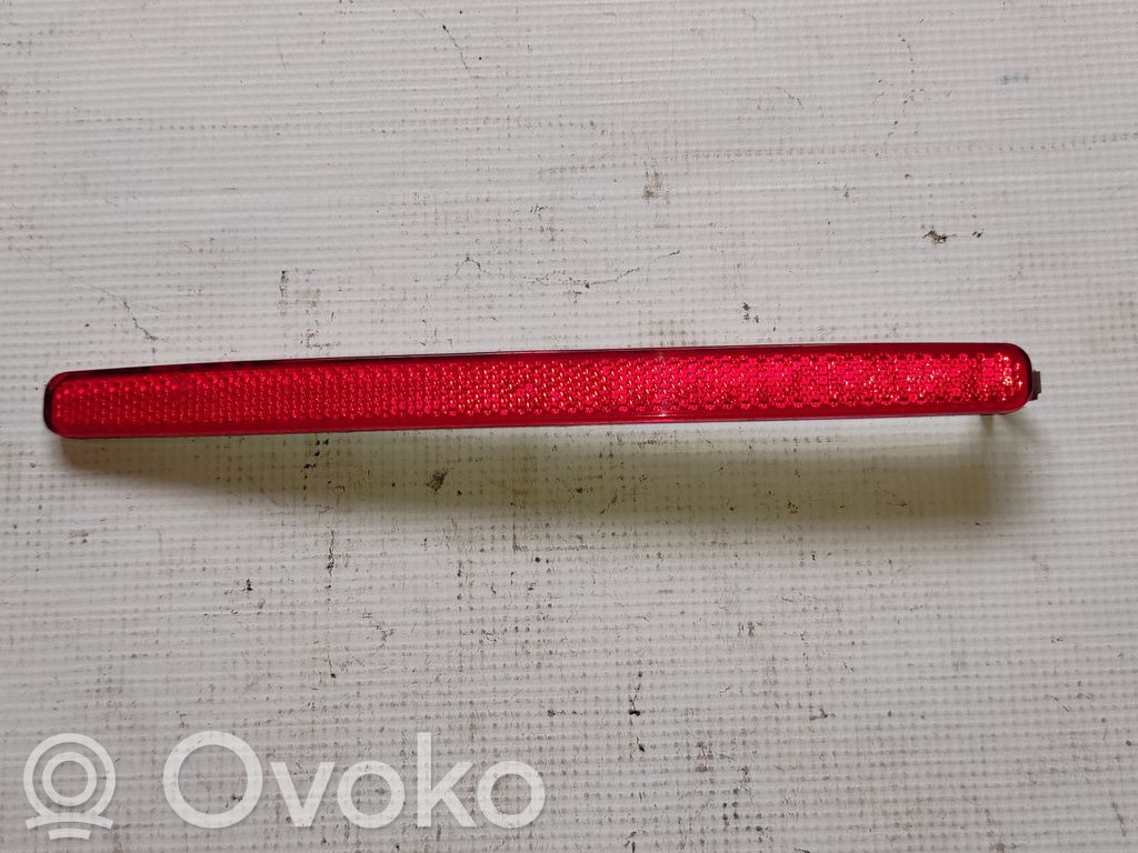 Rear tail light reflector   4E0945105