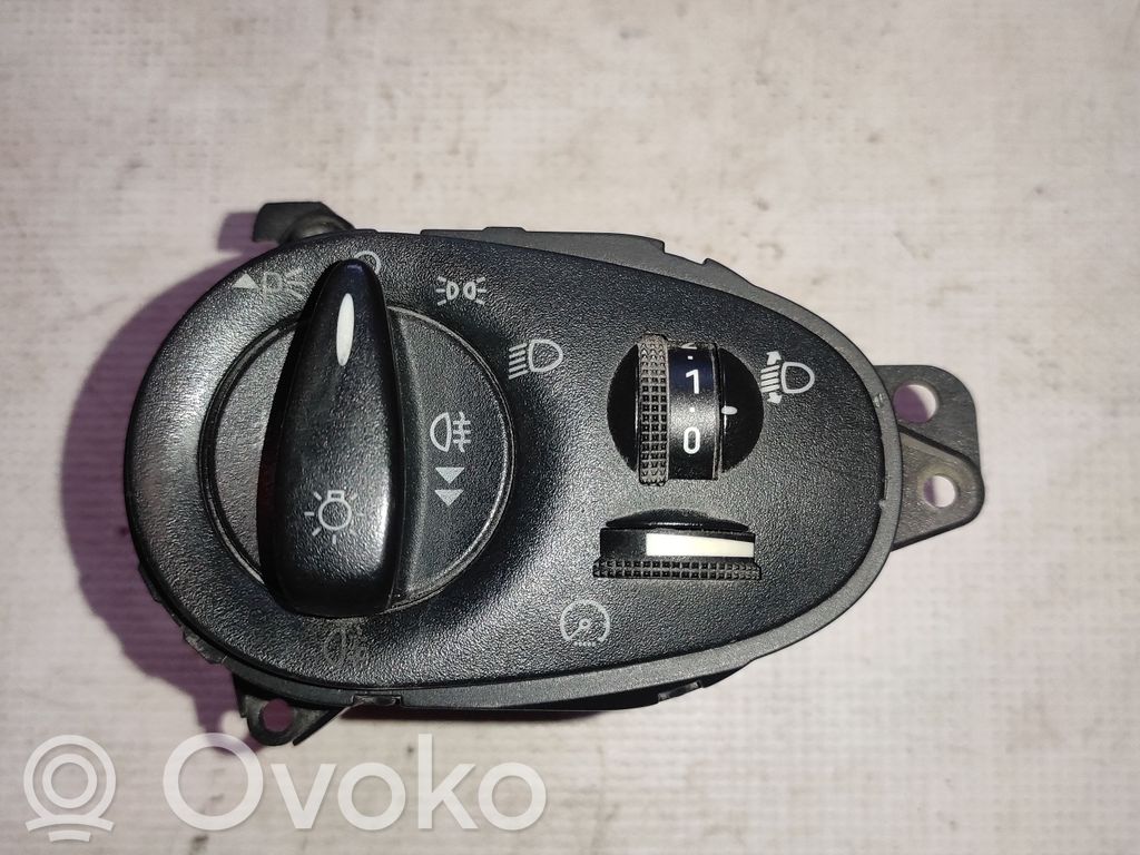 Ford Focus Light switch 