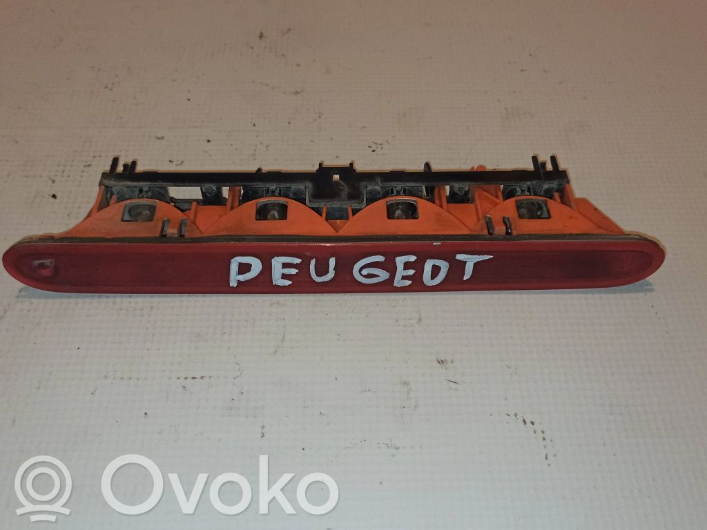 Peugeot 207 Third/center stoplight 
