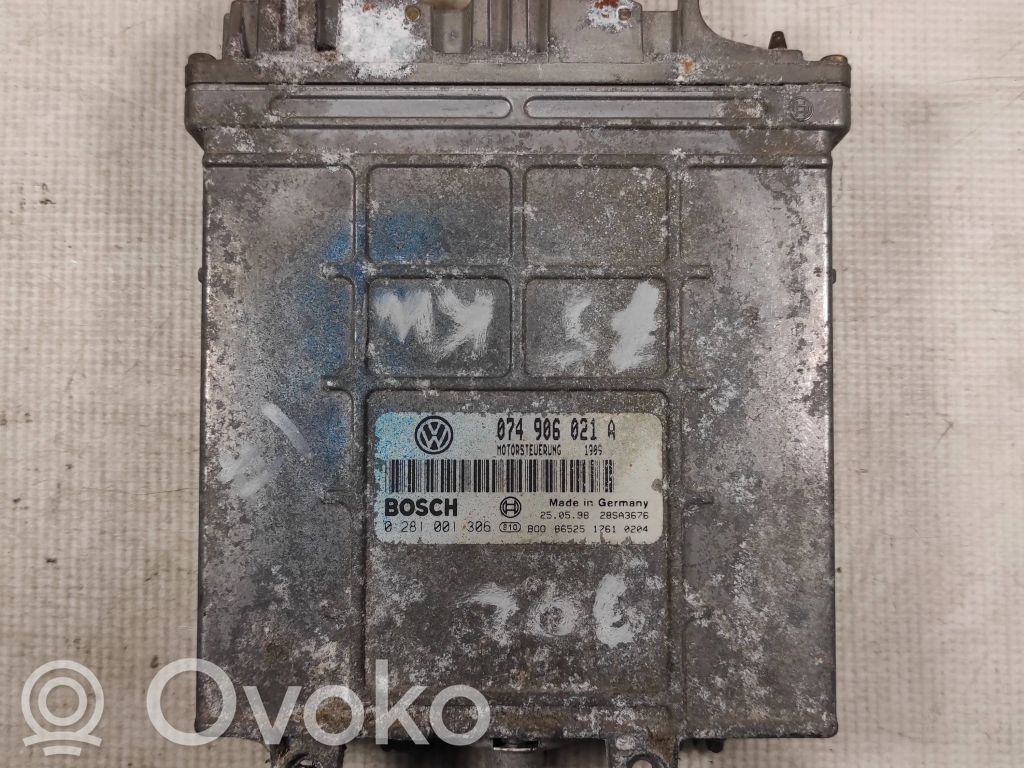 Volkswagen Transporter - Caravelle T4 Unitate/modul de control motor 