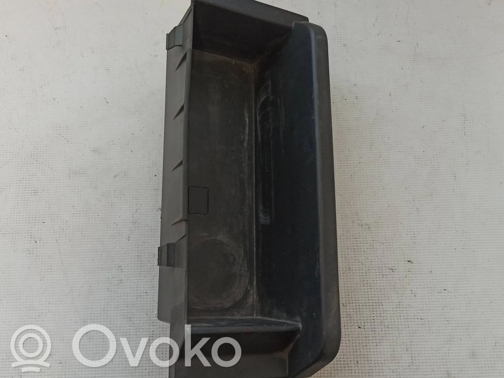 BMW 5 E60 E61 Torpedou portbagaj 