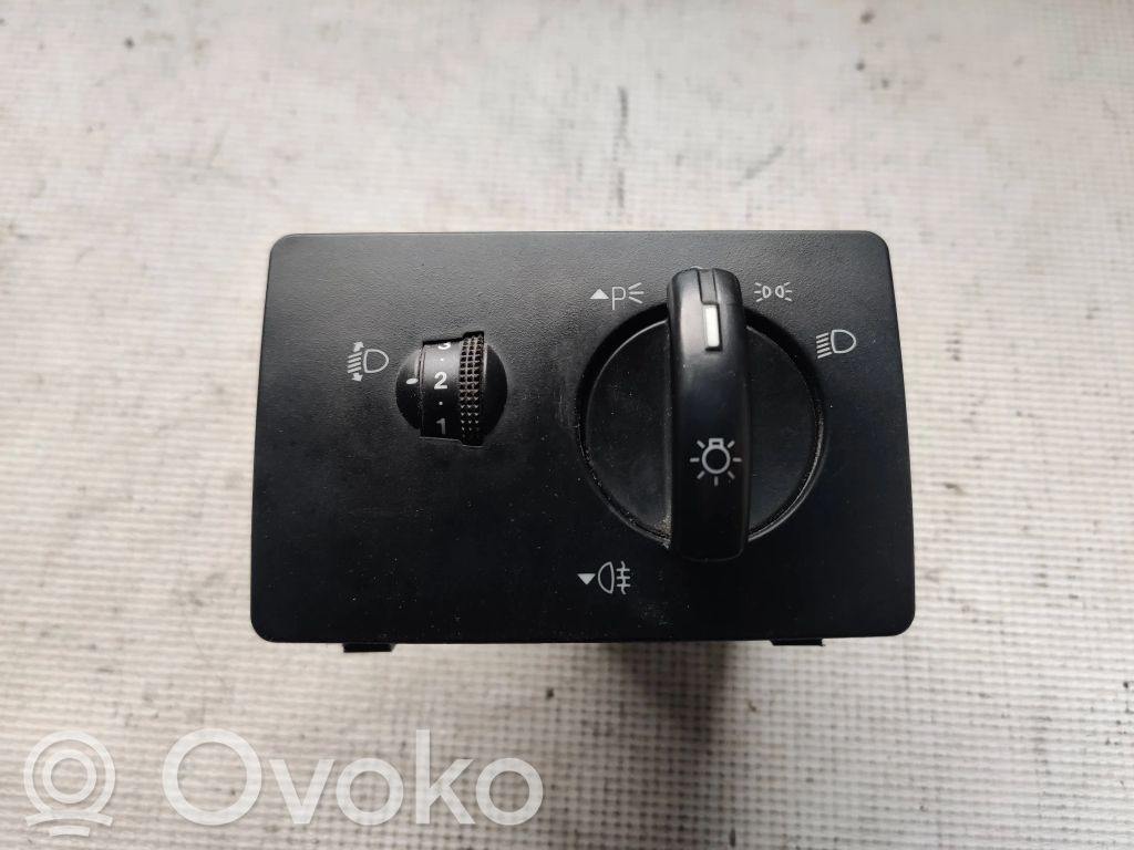 Lichtschalter   4M5T13A024FA