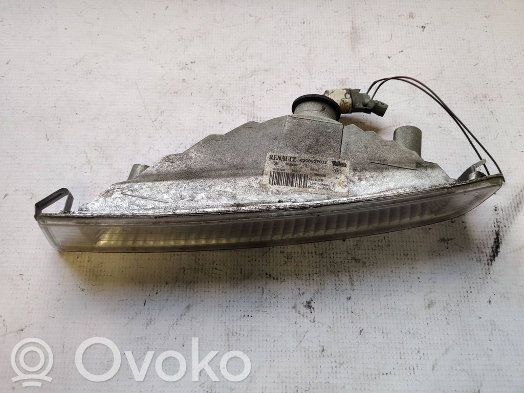 Renault Trafic II (X83) Front indicator light 