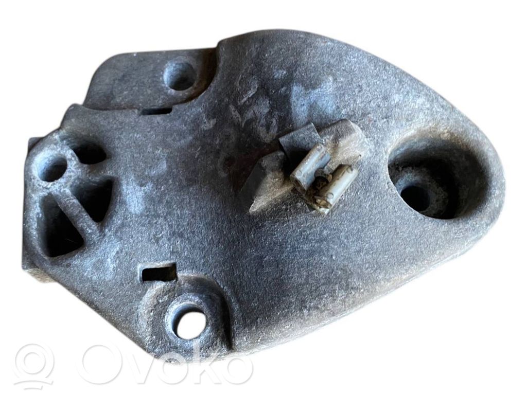 Renault Master II Engine mounting bracket 