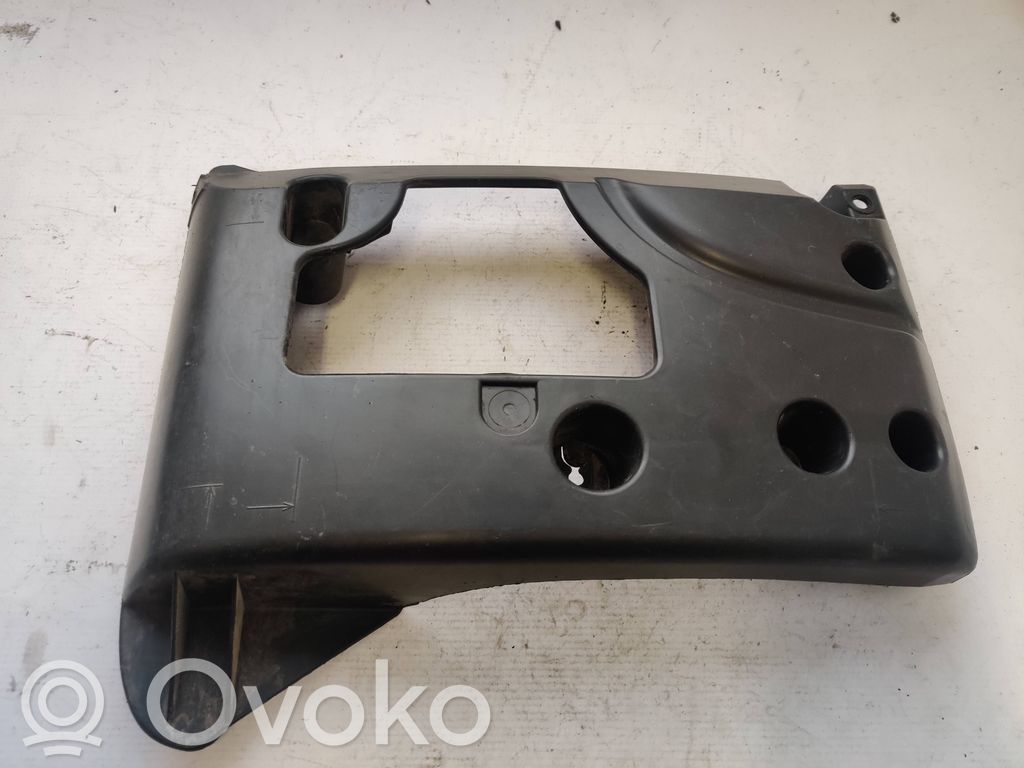 Renault Master III Uchwyt / Mocowanie zderzaka tylnego 