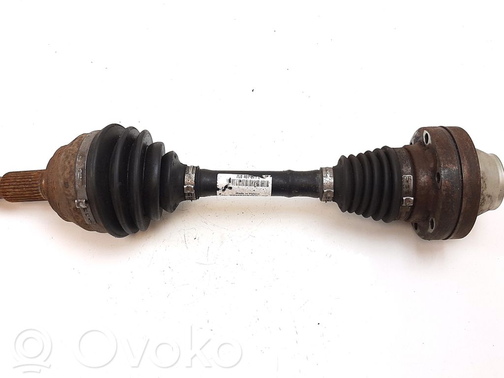 Etuvetoakseli   7L0407271E