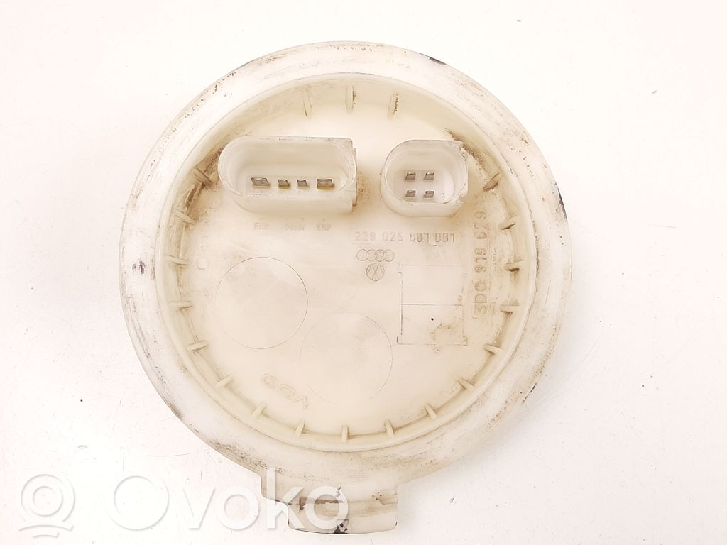 Audi A8 S8 D3 4E Fuel tank cap 