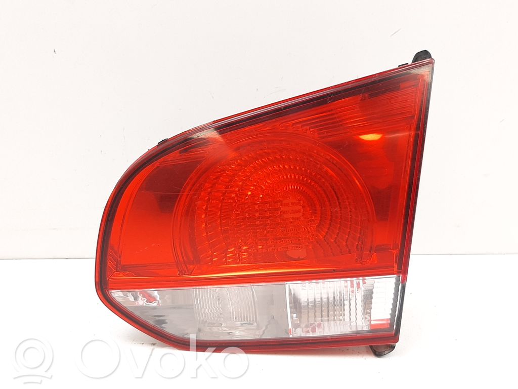 Volkswagen Golf VI Lampy tylnej klapy bagażnika 