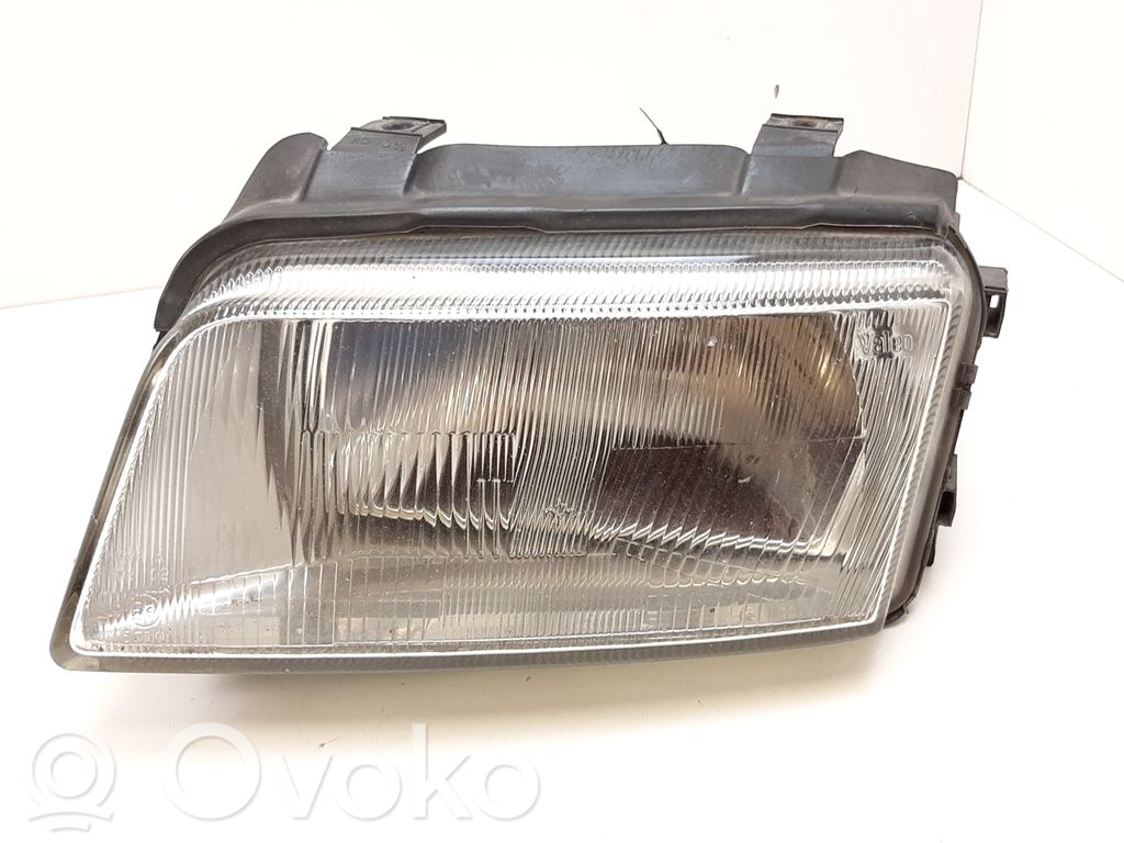 Audi A4 S4 B5 8D Headlight/headlamp 