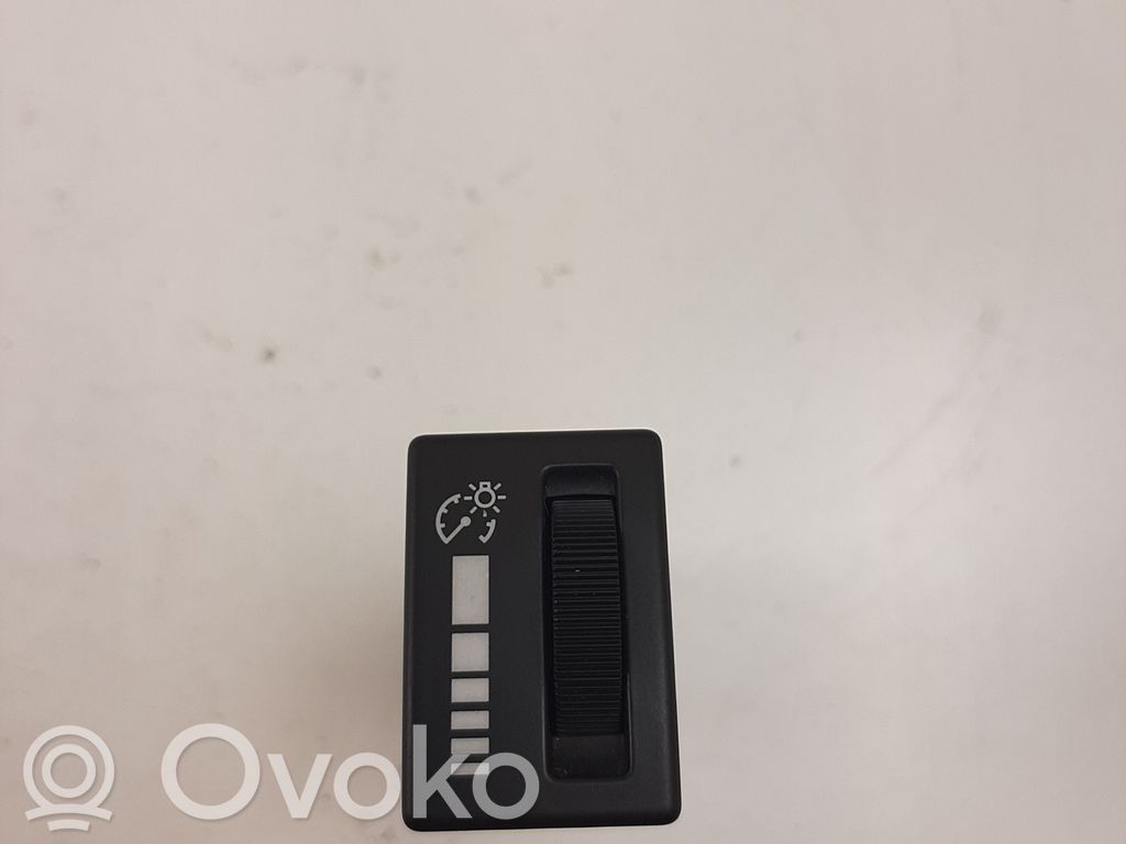 Isuzu D-Max Other switches/knobs/shifts 