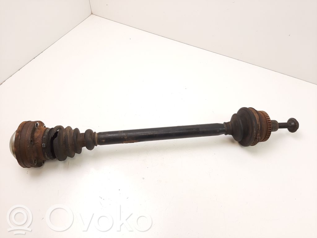 Audi A4 S4 B7 8E 8H Półoś tylna 