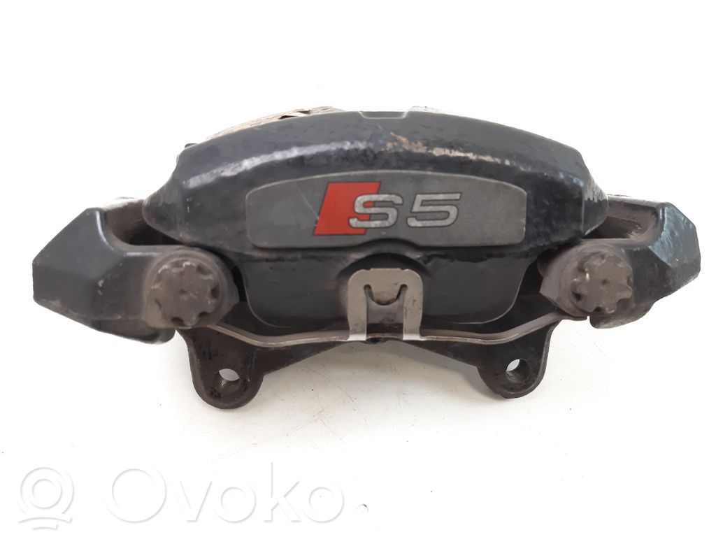 Audi A5 8T 8F Zacisk hamulcowy przedni 