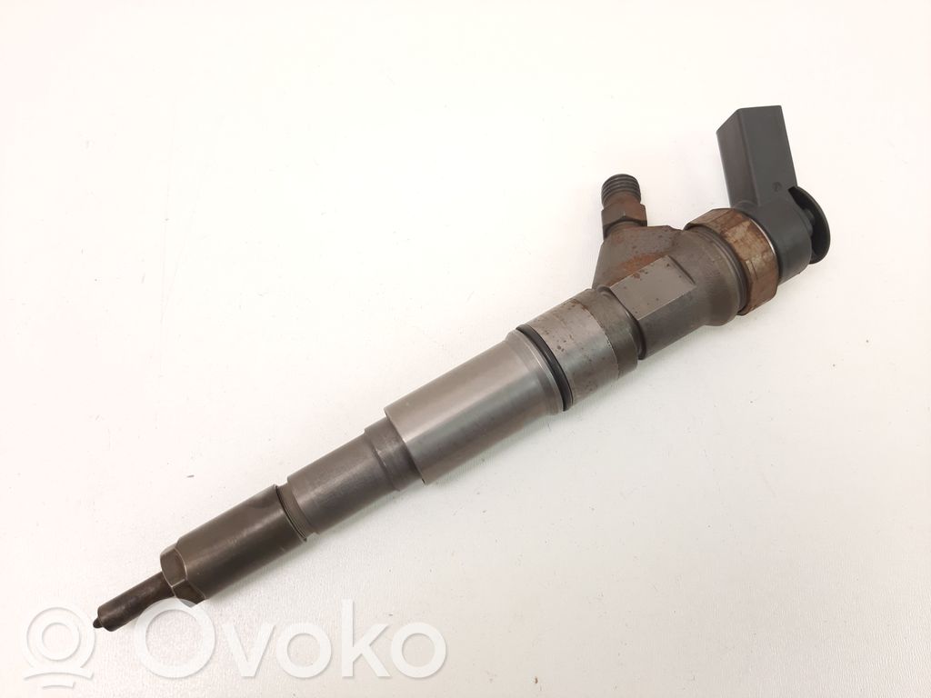 Fuel injector   7794652,0445110212,678T5E3