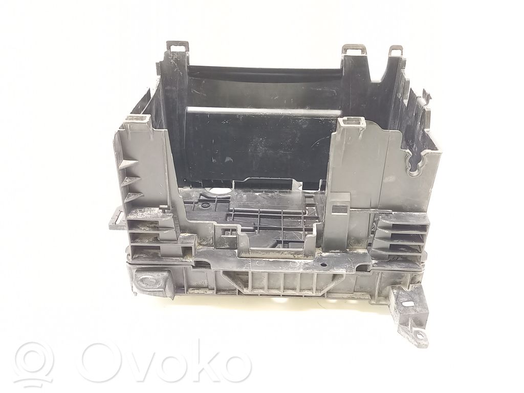Renault Clio III Battery box tray 
