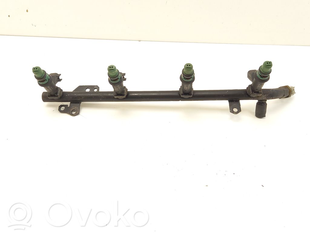 Polttoainepääputki   XW43CA