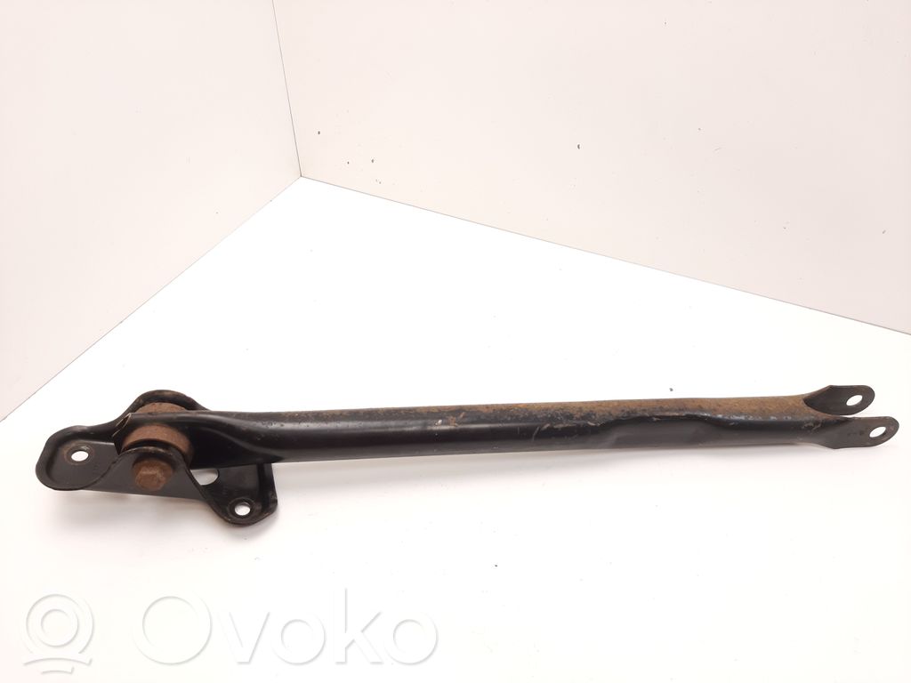 Toyota Auris E180 Górny wahacz tylny 