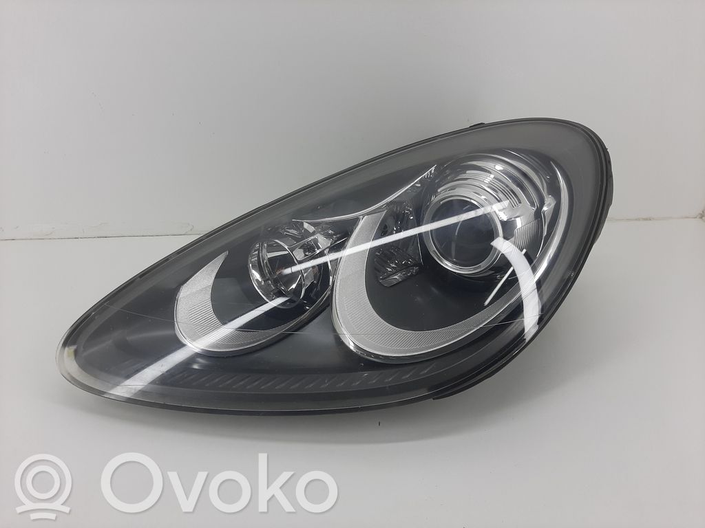 Porsche Cayenne (92A) Phare frontale 