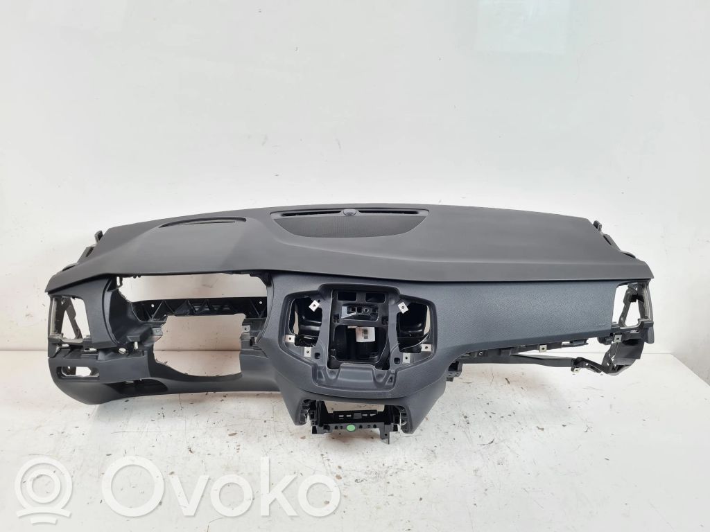 Volvo XC90 Panelis 
