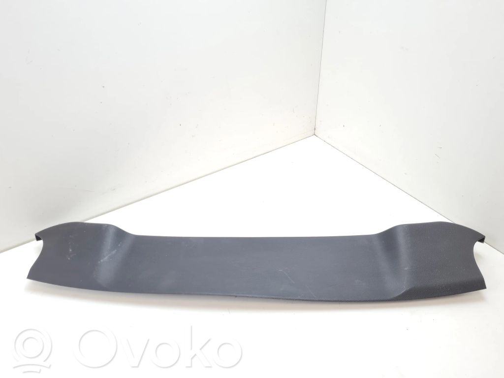 Tailgate trim   7315767