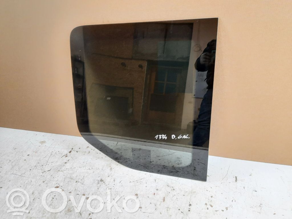 Ford Transit VII Rear side window 