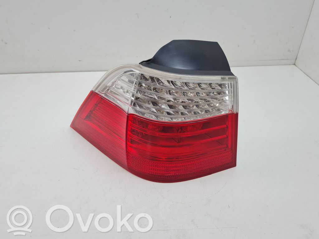 Rear/tail lights   7177693