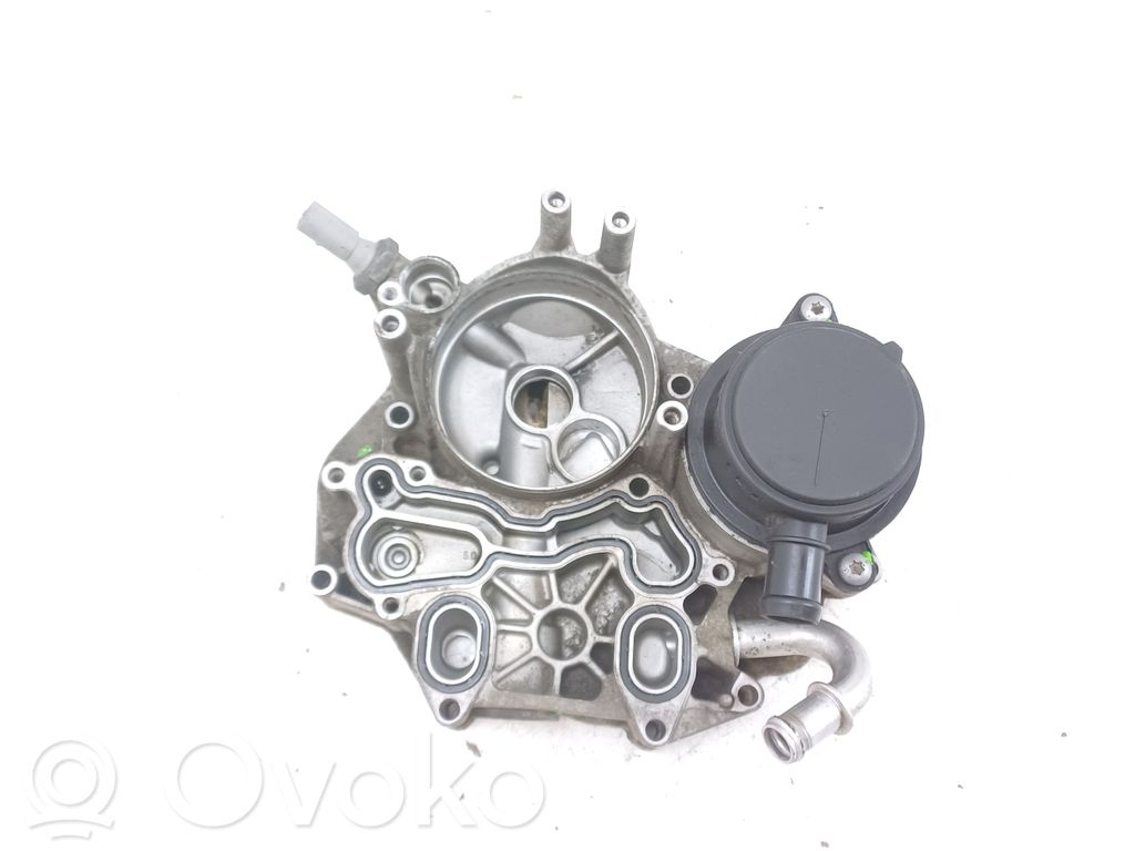Audi A5 8T 8F Oil filter mounting bracket 