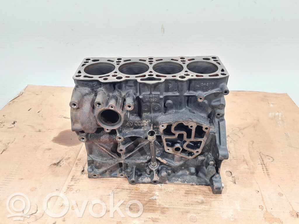 Engine block   AUY,1J53764A
