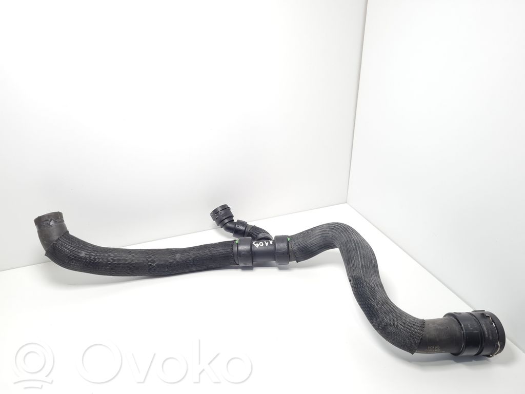 Volvo XC70 Engine coolant pipe/hose 