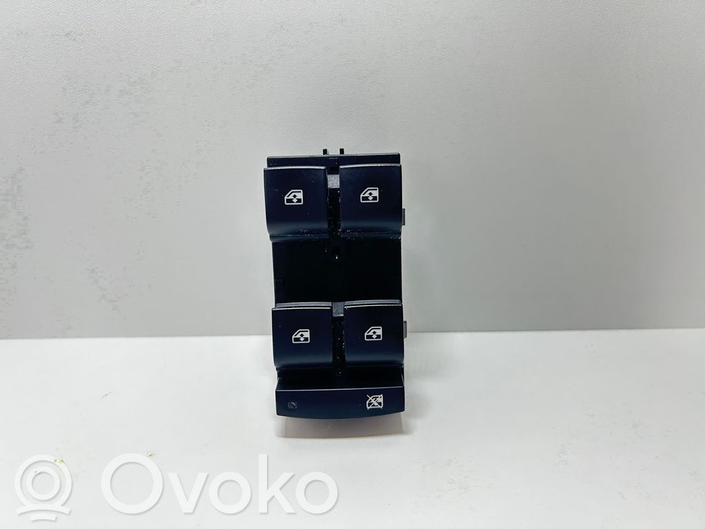 Chevrolet Orlando Electric window control switch 