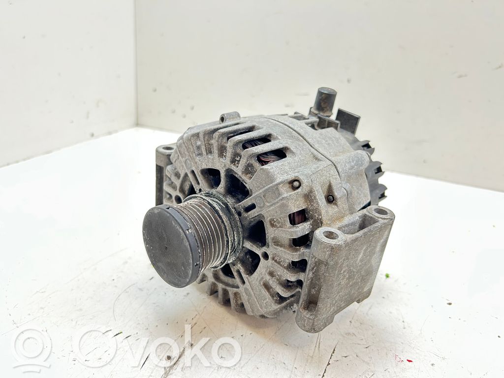 Mercedes-Benz E W212 Alternador 