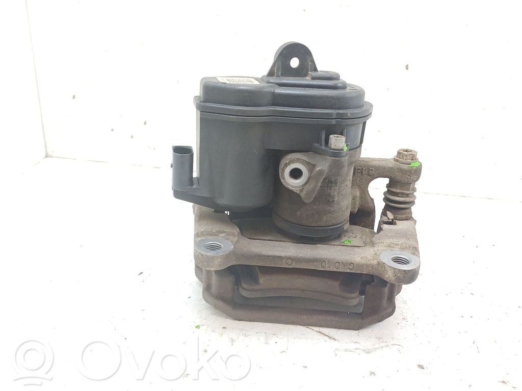 Audi A4 S4 B9 8W Galinis suportas 